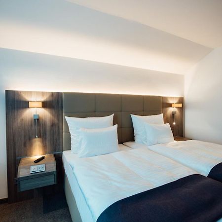 Hotel Schmachtendorf Oberhausen  Extérieur photo