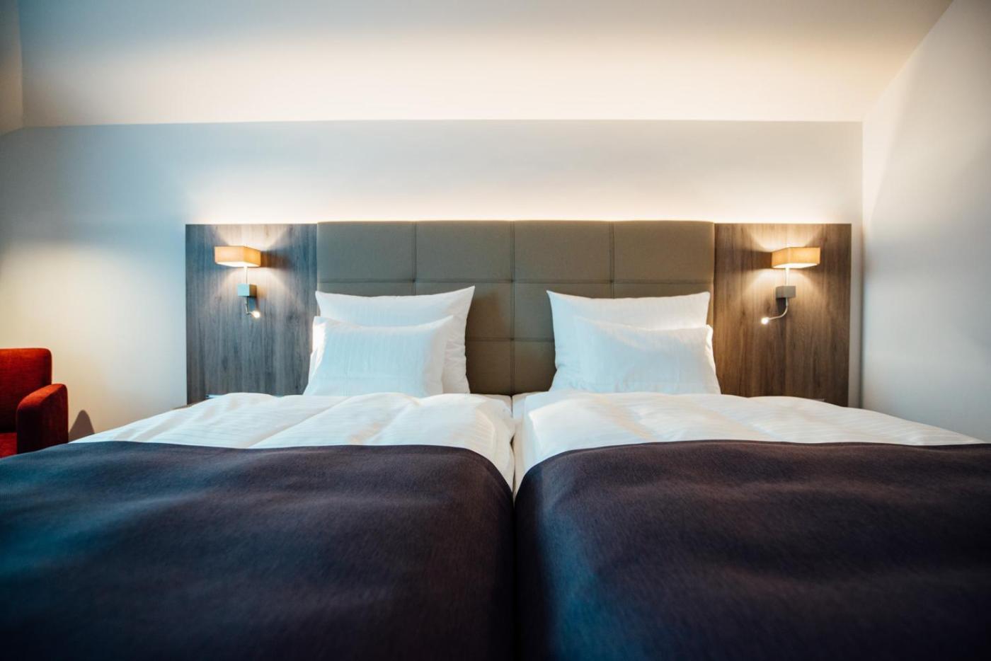 Hotel Schmachtendorf Oberhausen  Extérieur photo